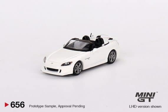 MINI GT No.656 Honda S2000 (AP2) CR Grand Prix White MGT00656