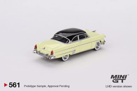 MINI GT No.561 Lincoln Capri 1954 Premier Yellow LHD MGT00561