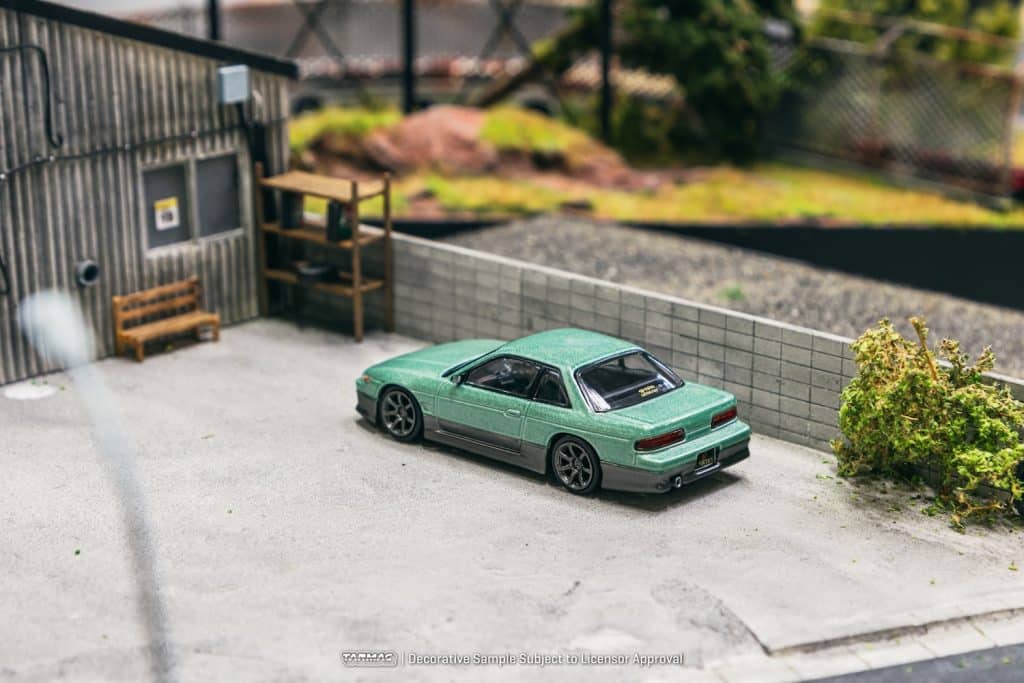 Tarmac Works 1/64 GLOBAL64 VERTEX Nissan Silvia S13 Green / Grey T64G-025-GR