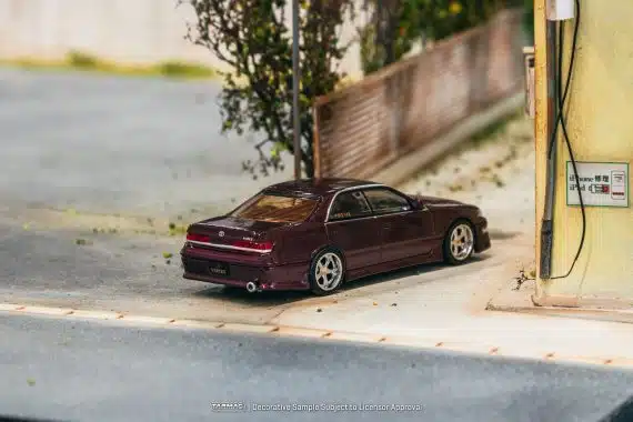 Tarmac Works 1/64 GLOBAL64 VERTEX Toyota Mark II JZX100 Purple Metallic T64G-024-PU