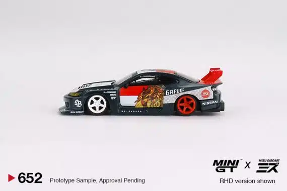 MINI GT No.652 Nissan LB-Super Silhouette S15 SILVIA “Garuda”  MINI GT x MIZU Diecast MGT00652