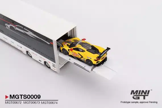 MINI GT Corvette Racing C8.R Racing Transporter Set MGTS0009