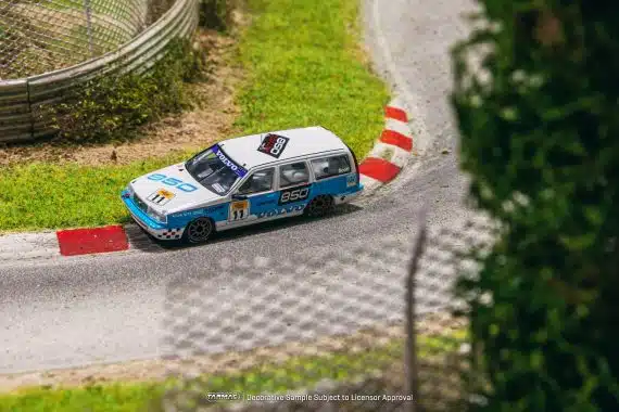 Tarmac Works 1/64 HOBBY64 Volvo 850 Estate Australian Super Touring Championship 1995 Tony Scott T64-039-95ASTC11