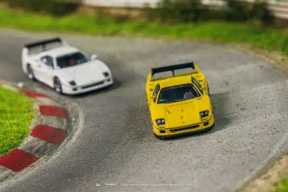 Tarmac Works 1/64 ROAD64 Ferrari F40 LM Yellow T64R-075-YL