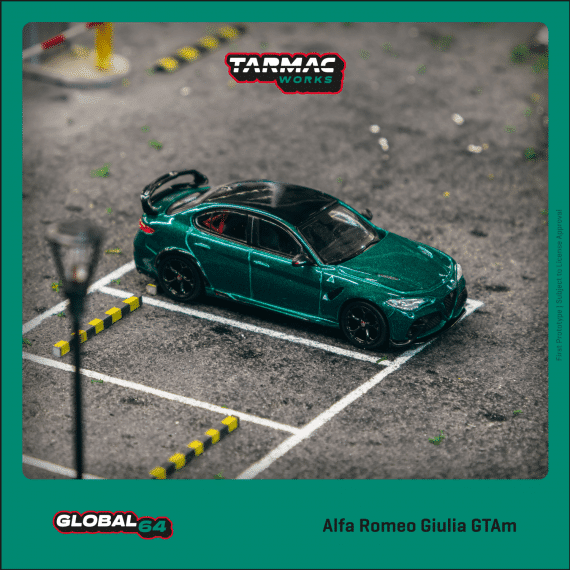 Tarmac Works 1/64 GLOBAL64 Alfa Romeo Giulia GTAm Green Metallic T64G-TL031-MGR