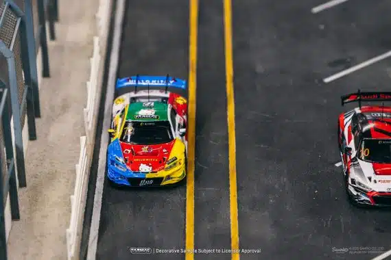 Tarmac Works 1/64 HOBBY64 Audi R8 LMS GT3 Evo II Macau GT Cup 2022 Uno Racing Adderly Fong T64-043-22MGP72