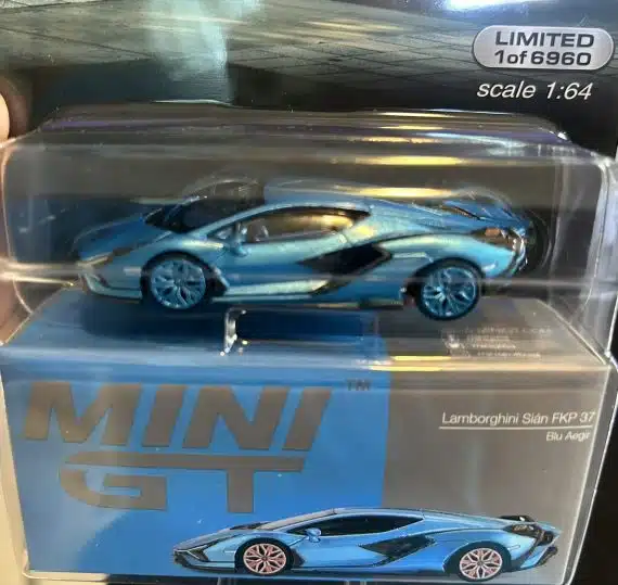 MINI GT No.573 Chase Car Lamborghini Sián FKP 37 Blu Aegir LHD / USA Blister Packaging MGT00573-MJC
