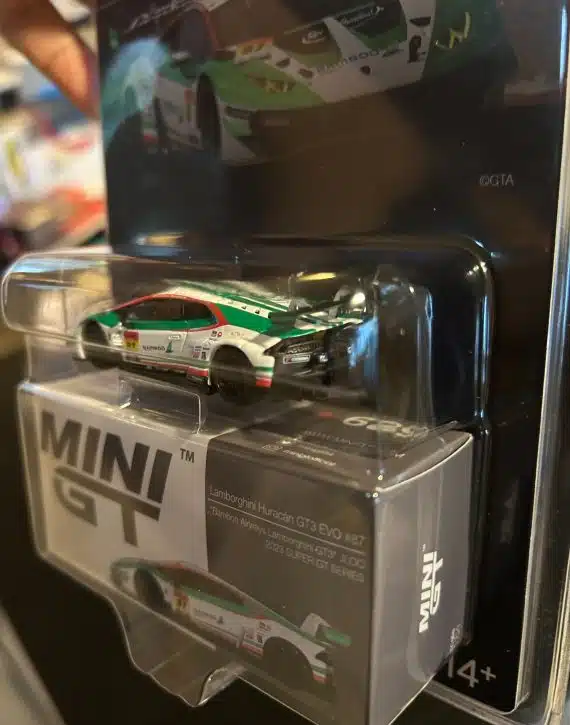 Lamborghini Huracán GT3 EVO2 #87 "Bamboo Airways Lamborghini GT3"