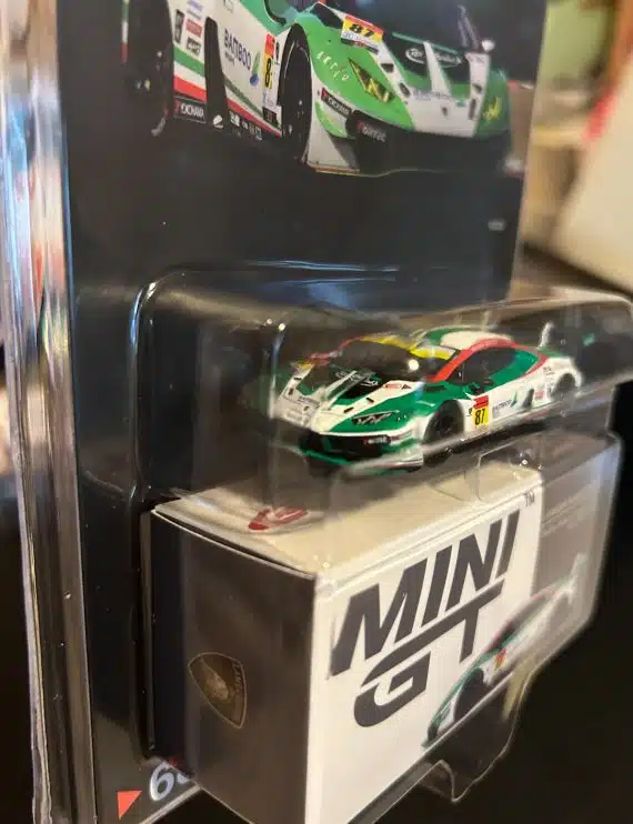 Lamborghini Huracán GT3 EVO2 #87 "Bamboo Airways Lamborghini GT3"
