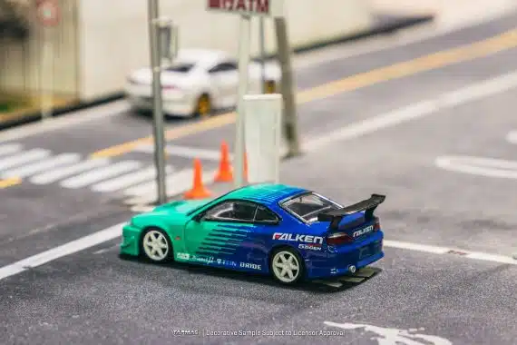 Tarmac Works 1/64 GLOBAL64 VERTEX Nissan Silvia S15 FALKEN T64G-023-FA