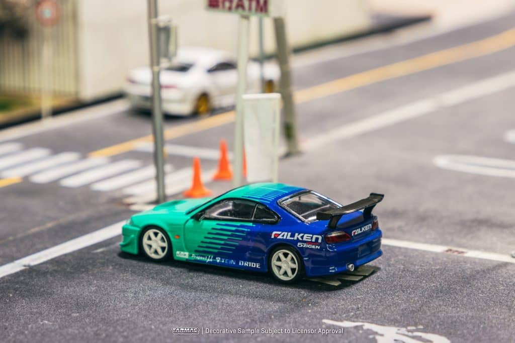 Tarmac Works 1/64 GLOBAL64 VERTEX Nissan Silvia S15 FALKEN T64G-023-FA