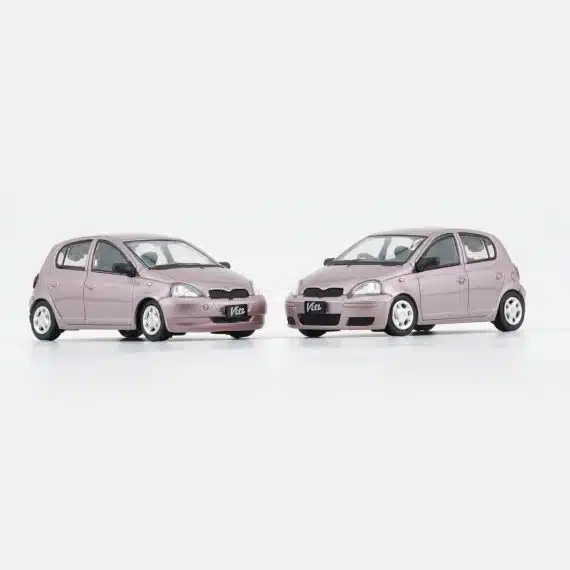 BM Creations 1/64 BMC Toyota Toyota 1998 Yaris/ Echo/ Vitz Pink RHD 64B0375