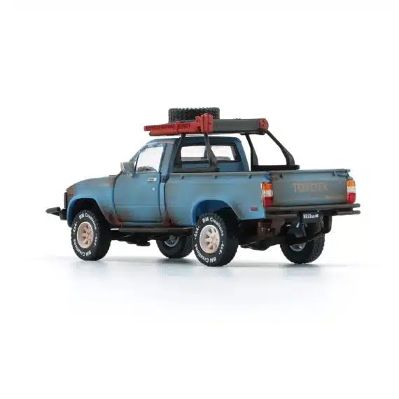 BM Creations 1/64 BMC Toyota Hilux 1980 N60 N70 Series Matte Rusting Blue RHD 64B0360