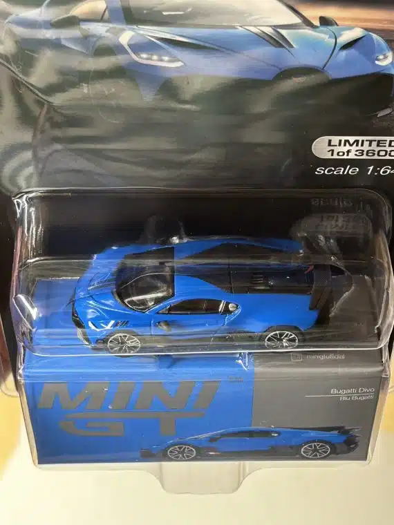 MINI GT No.601 Bugatti Divo Blu Bugatti LHD MGT00601-MJ Diecast model cars