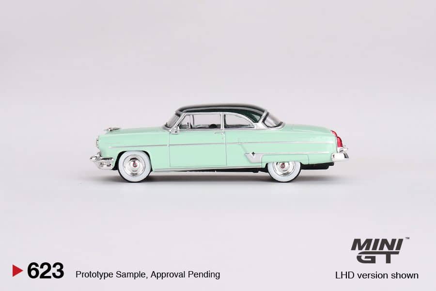 MINI GT No.623 Lincoln Capri 1954 Parklane Green / Bloomfield Green MGT00623 Diecast model cars