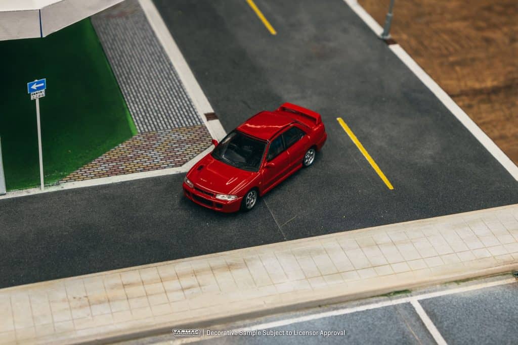 Tarmac Works 1/64 GLOBAL64 Mitsubishi Lancer GSR Evolution Red T64G-048-RE
