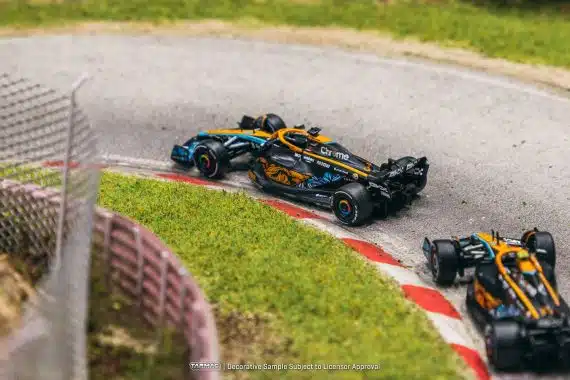 Tarmac Works 1/64 GLOBAL64 McLaren MCL36 Abu Dhabi Grand Prix 2022 Daniel Ricciardo T64G-F041-DR3