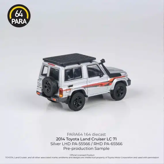 PARA64 1:64 2014 Toyota Land Cruiser LC 71 Silver PA-65566