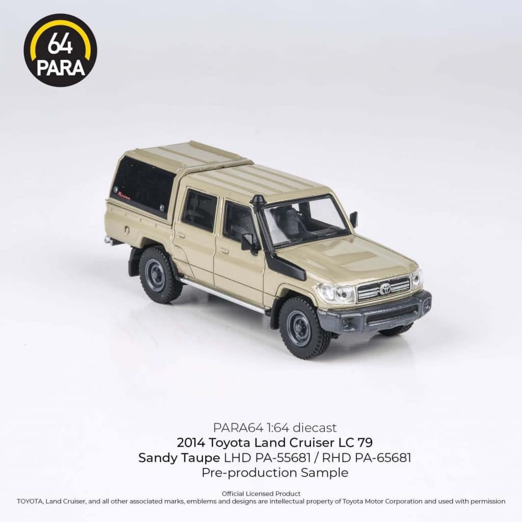 PARA64 1:64 2014 Toyota Land Cruiser LC 79 Sandy Taupe PA-65681