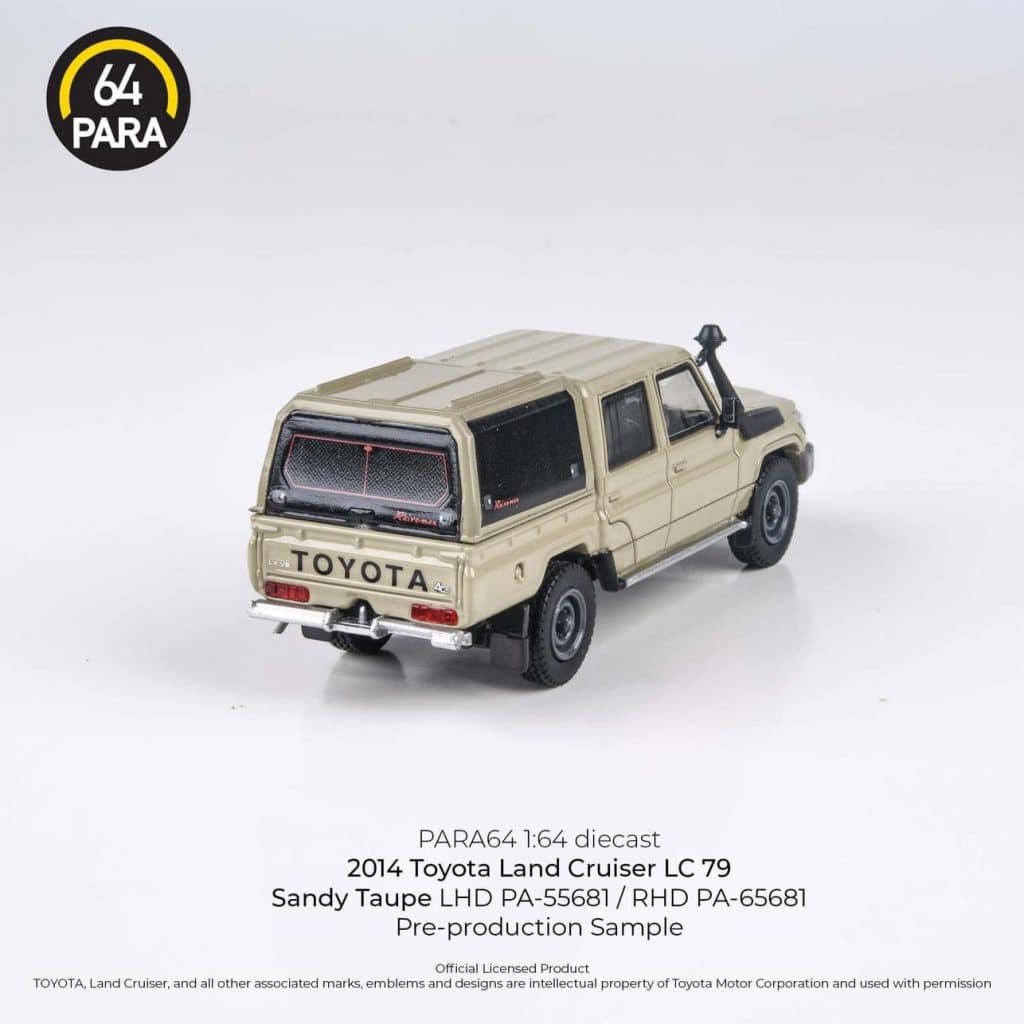 PARA64 1:64 2014 Toyota Land Cruiser LC 79 Sandy Taupe PA-65681