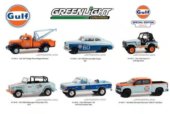 Greenlight 1/64 Gulf Special Edition Series 2 - 1947 Dodge Power Wagon Wrecker 41145-A
