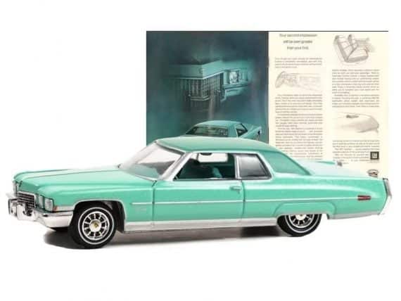 Greenlight 1/64 Vintage AD Cars Series 9 - 1971 Cadillac Coupe Deville 39130-D