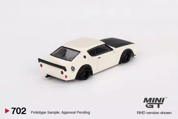 MINI GT No.702 Nissan Skyline Kenmeri Liberty Walk White MGT00702