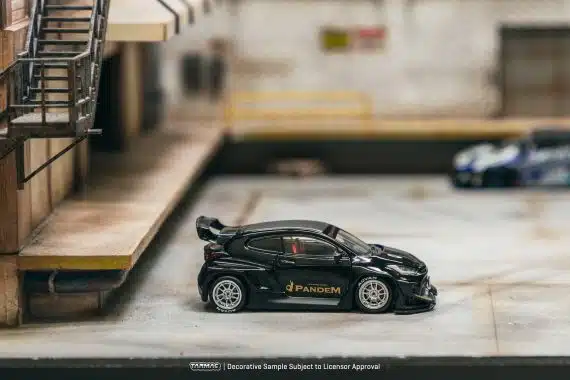 Tarmac Works 1/64 ROAD64 Pandem Toyota GR Yaris Black T64R-080-BK