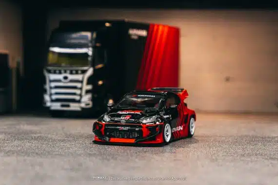 Tarmac Works 1/64 HOBBY64 Pandem Yaris ADVAN T64-080-ADV