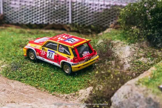 Tarmac Works 1/64 HOBBY64 Renault 5 MAXI Turbo Tour de Corse - Rallye de France 1985 Didier Auriol / Bernard Occelli T64-TL061-85TDC27
