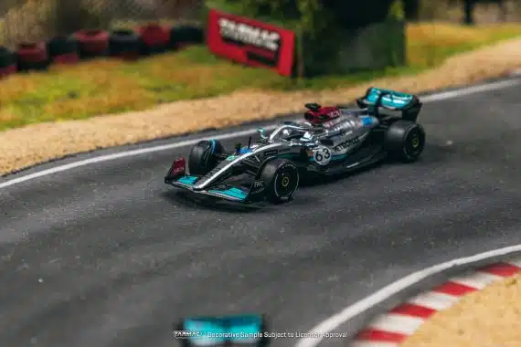 Tarmac Works 1/64 GLOBAL64 Mercedes-AMG F1 W13 E Performance Belgian Grand Prix 2022 George Russell T64G-F044-GR3