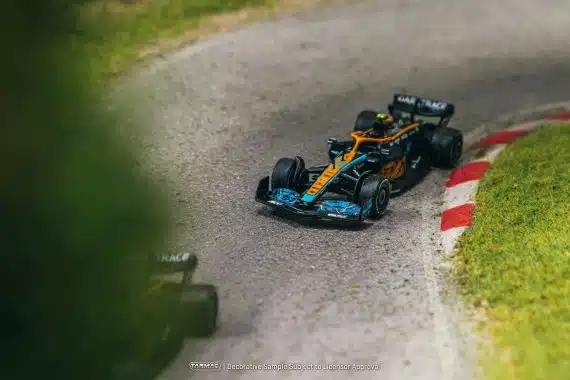 Tarmac Works 1/64 GLOBAL64 McLaren MCL36 Abu Dhabi Grand Prix 2022 Lando Norris T64G-F041-LN3