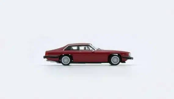 BMC Jaguar XJ-S Regency Red