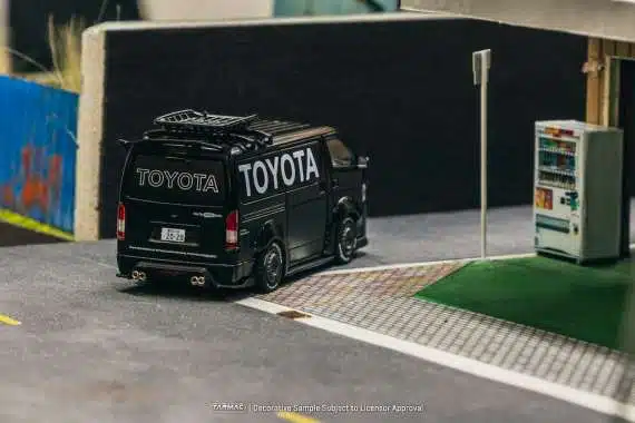 Toyota Hiace Widebody