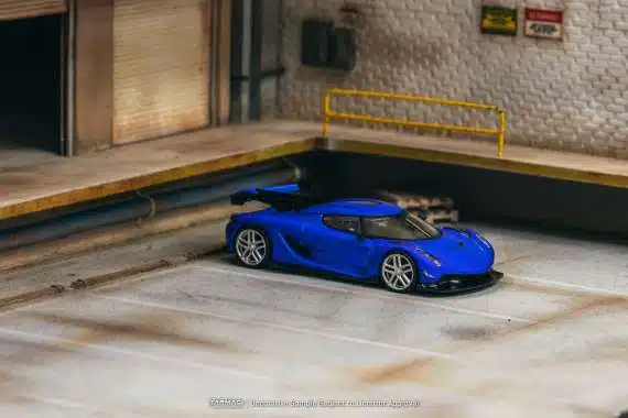 Tarmac Works 1/64 GLOBAL64 Koenigsegg Jesko Attack Blue T64G-TL052-BL