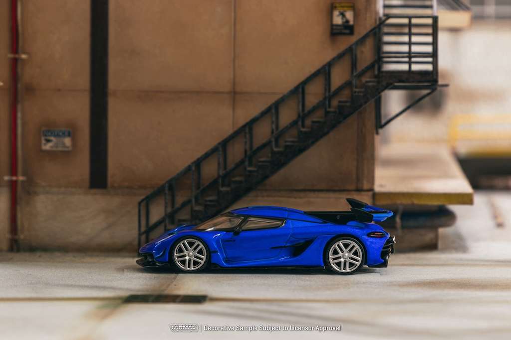 Tarmac Works 1/64 GLOBAL64 Koenigsegg Jesko Attack Blue T64G-TL052-BL