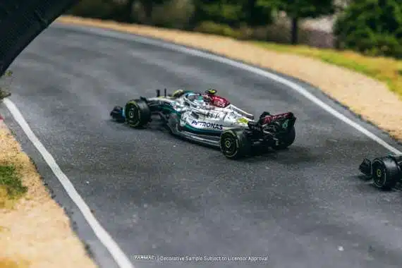 Tarmac Works 1/64 GLOBAL64 Mercedes-AMG F1 W13 E Performance Belgian Grand Prix 2022 Lewis Hamilton T64G-F044-LH3
