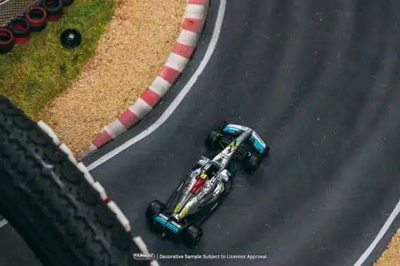 Tarmac Works 1/64 GLOBAL64 Mercedes-AMG F1 W13 E Performance Belgian Grand Prix 2022 Lewis Hamilton T64G-F044-LH3