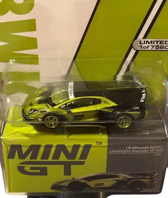 miJo Exclusives Chase Car Lamborghini LB-Silhouette WORKS Aventador