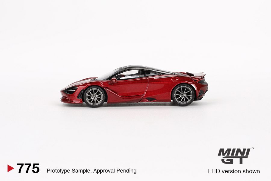 McLaren 750S  Amaranth