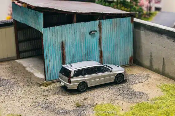 Mitsubishi Lancer Evolution Wagon Silver