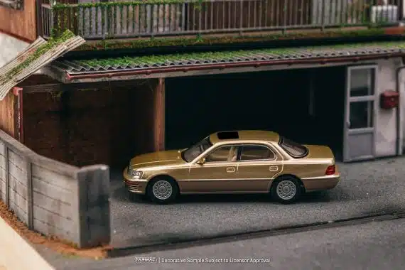 Lexus LS400 Champagne Beige