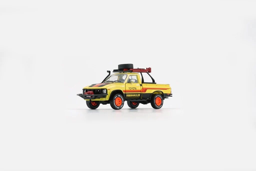 BMC Toyota Hilux 1980 N60 N70 Series Yellow w/Acc 64B0385