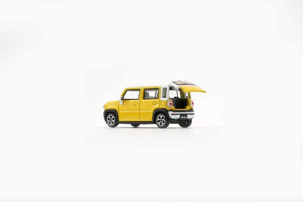 BM Creations 1:64 BMC Suzuki Hustler 2019 Active Yellow/White Top 64B0389