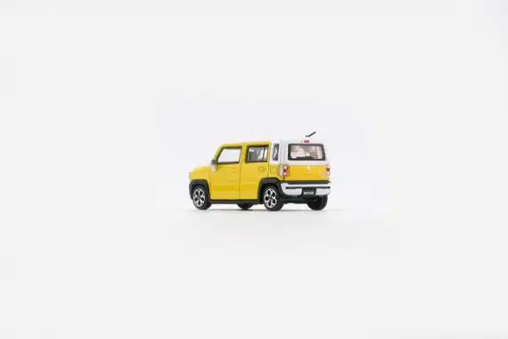 BM Creations 1:64 BMC Suzuki Hustler 2019 Active Yellow/White Top 64B0389