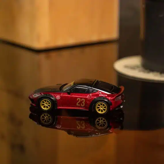 MINI GT No.737 CLDC BOOK with interview MINIGT bundle with 1:64 MINI GT Nissan Z LB Nation Works Gem Red MGT00737
