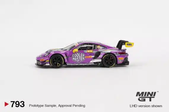 Porsche 911 GT3 R #27 HubAuto Racing 2023 FIA GT World Cup