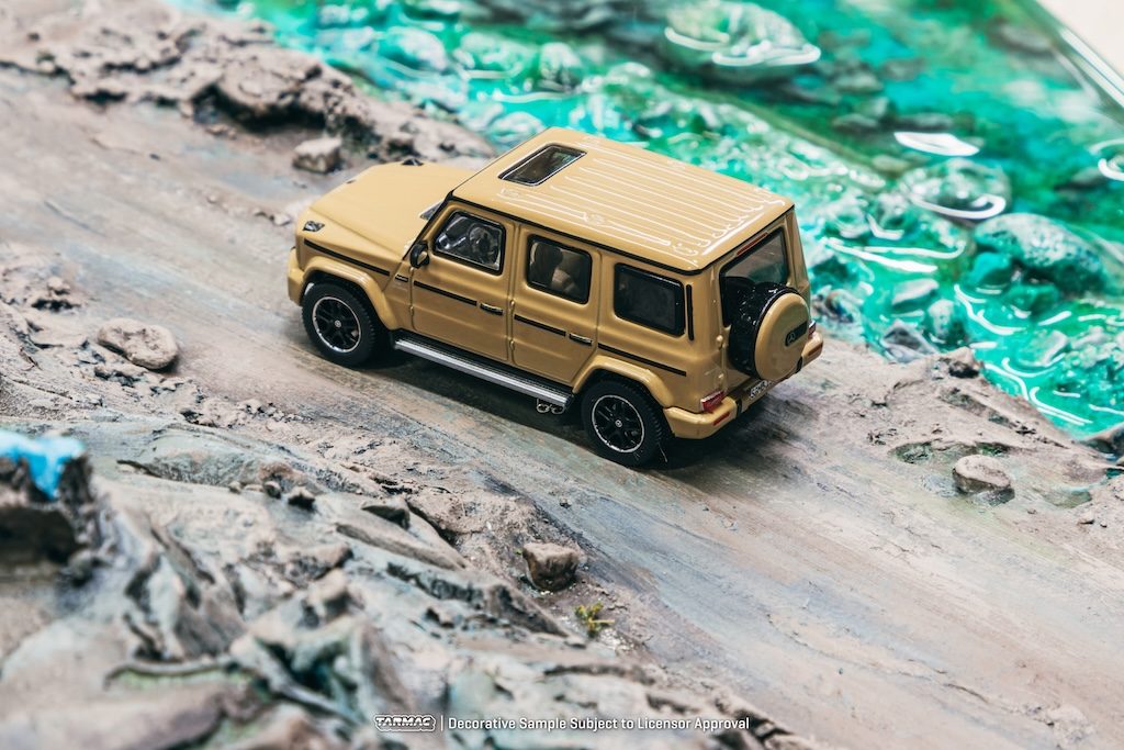ROAD64 Mercedes-AMG G 63 Brown T64R-040-BR