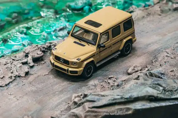 ROAD64 Mercedes-AMG G 63 Brown T64R-040-BR