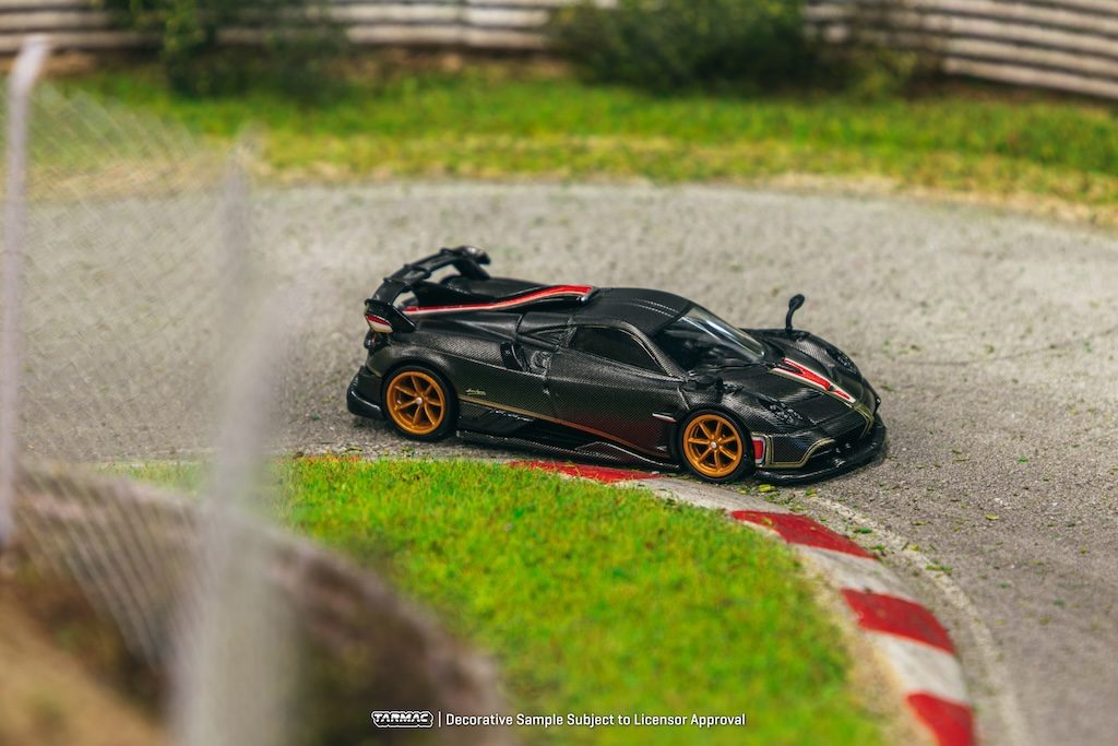 Pagani Imola Matt Black Carbon Fiber T64G-TL046-BCF